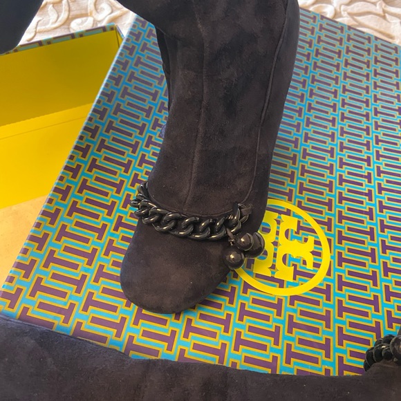 Tory Burch 👢 - Picture 5 of 6